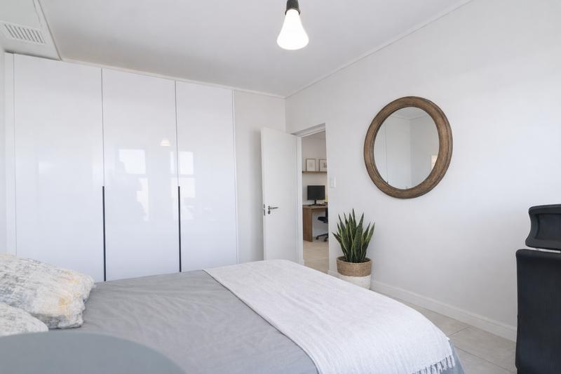 To Let 2 Bedroom Property for Rent in Paardevlei Western Cape
